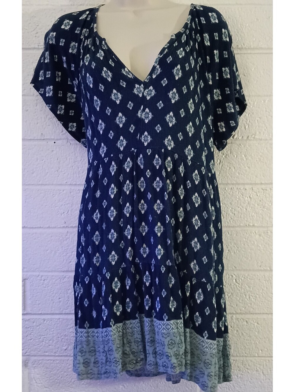 Knox Rose Women's Tunic Length Blue Patterned Top Size M